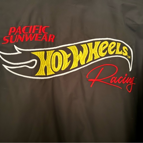 Hot Wheels Racing Jacket - Picture 1 of 6